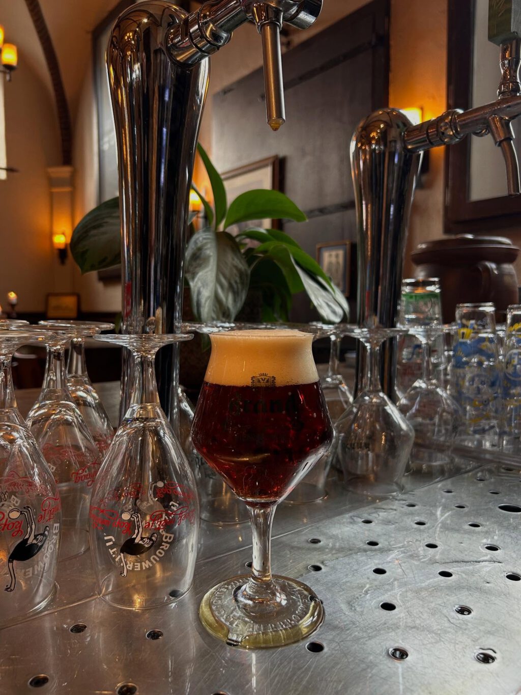 Instagram post from restaurant.de.waagh. This post is in position 2.